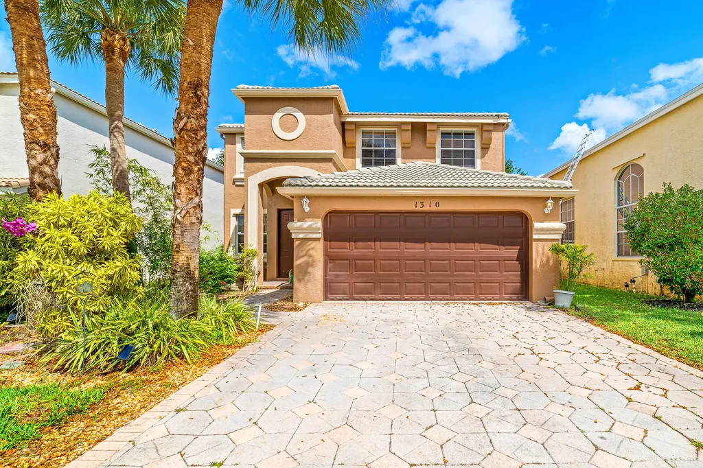 1310 Isleworth Court Royal Palm Beach FL 33411