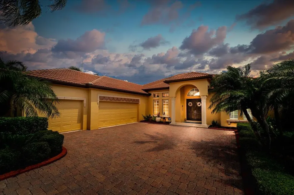 861 SW Piedmont Court Port St Lucie FL 34986