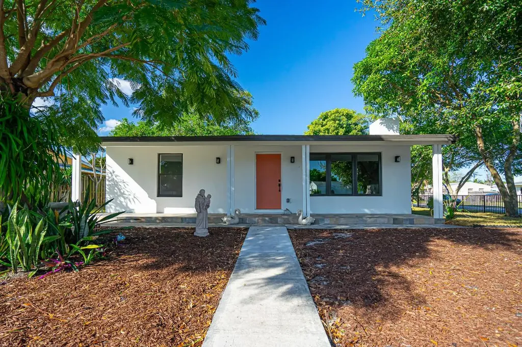 2325 Tallahassee Drive West Palm Beach FL 33409