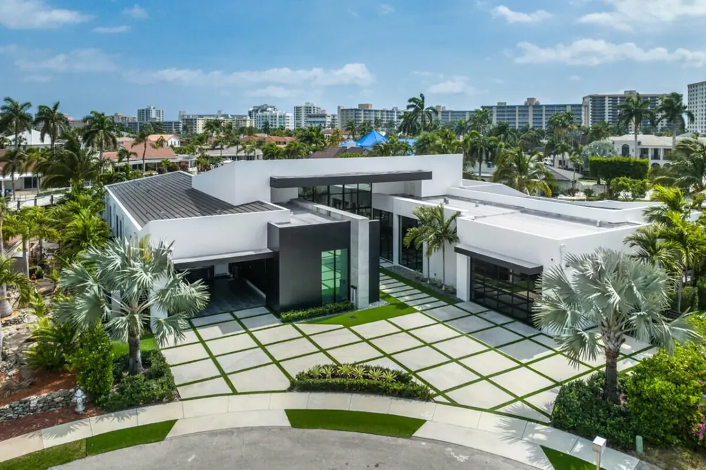 854 NE Bay Isle Drive Boca Raton FL 33487
