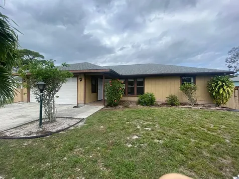 2225 SE Melaleuca Boulevard Port St Lucie FL 34952
