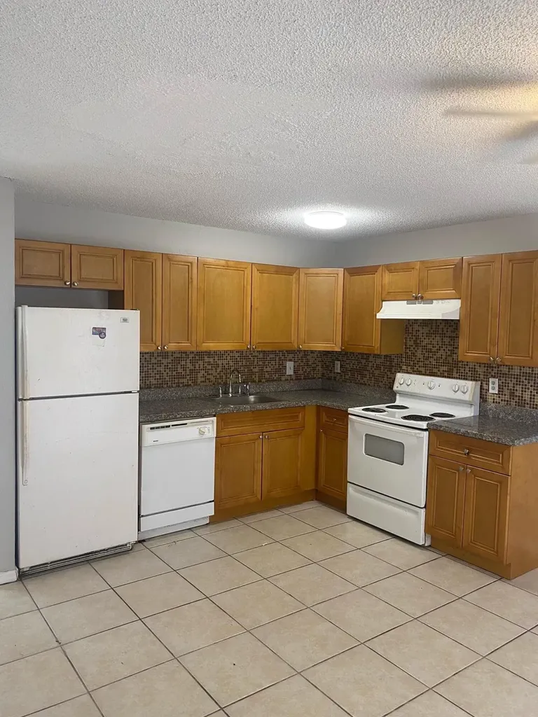 3517 Coral Springs Drive Coral Springs FL 33065