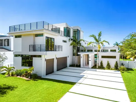 465 NE 10th Terrace Boca Raton FL 33432