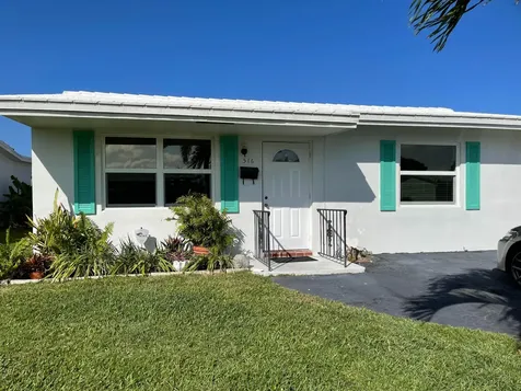 516 SW 16th Street Boynton Beach FL 33426