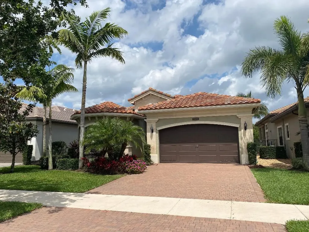 9505 Eden Roc Court Delray Beach FL 33446