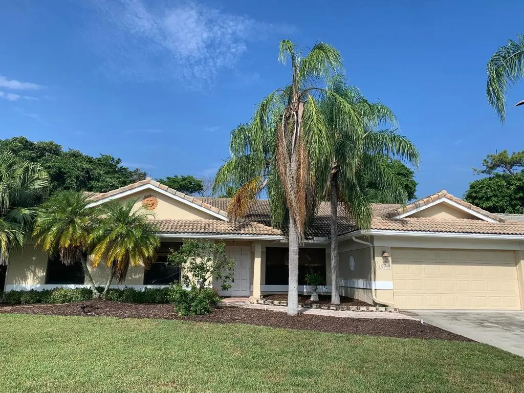22347 Martella Avenue Boca Raton FL 33433