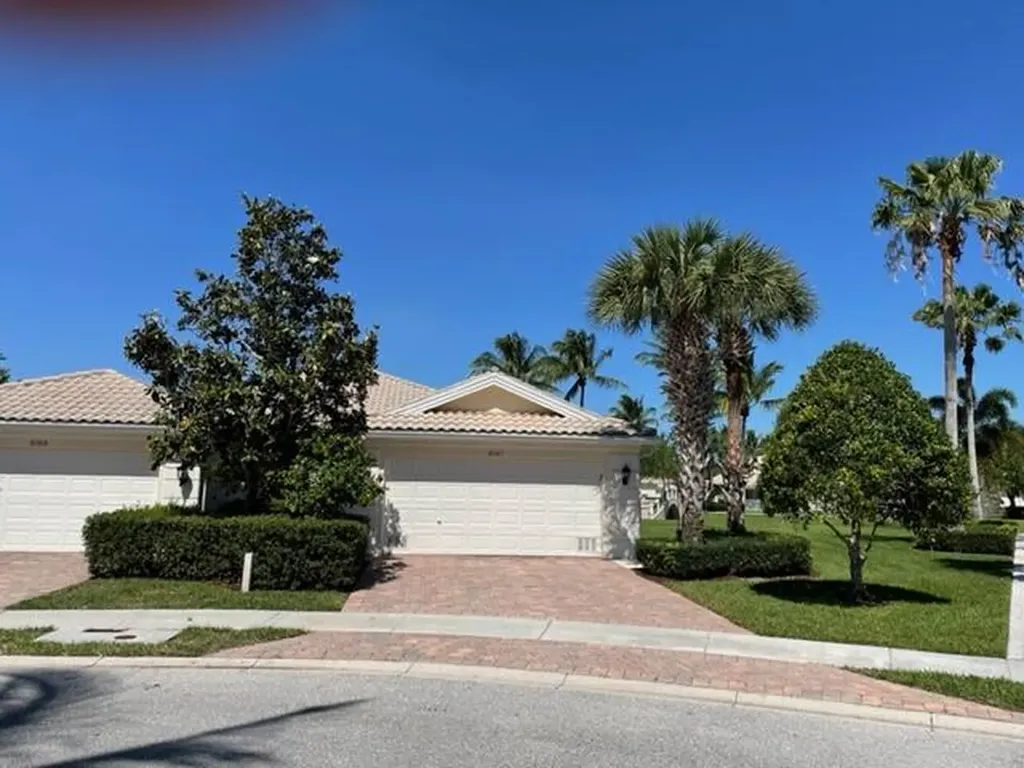 8187 Montserrat Place Wellington FL 33414