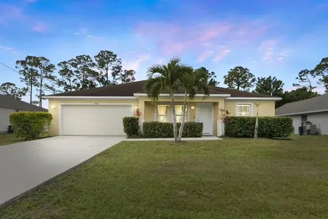 1982 SW Janette Avenue Port St Lucie FL 34953