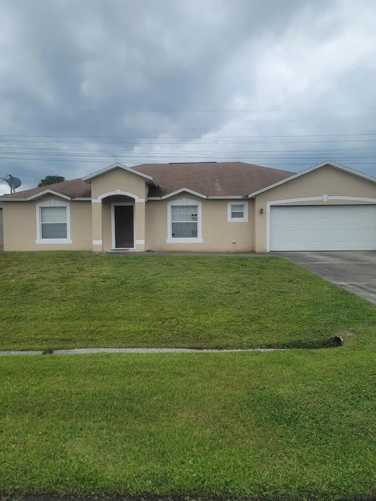 3166 SW Letchworth Street Port St Lucie FL 34953