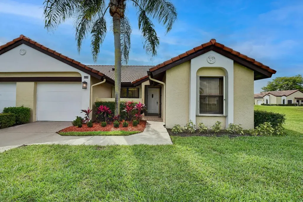 8214 Mooring Circle Boynton Beach FL 33472