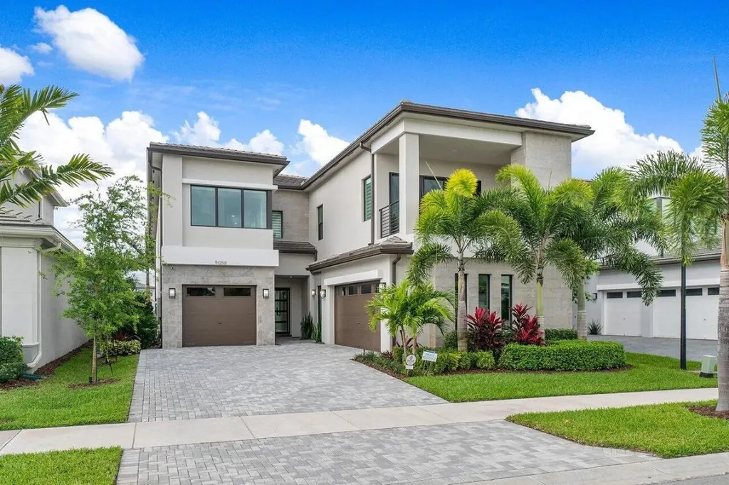 9058 Chauvet Way Boca Raton FL 33496