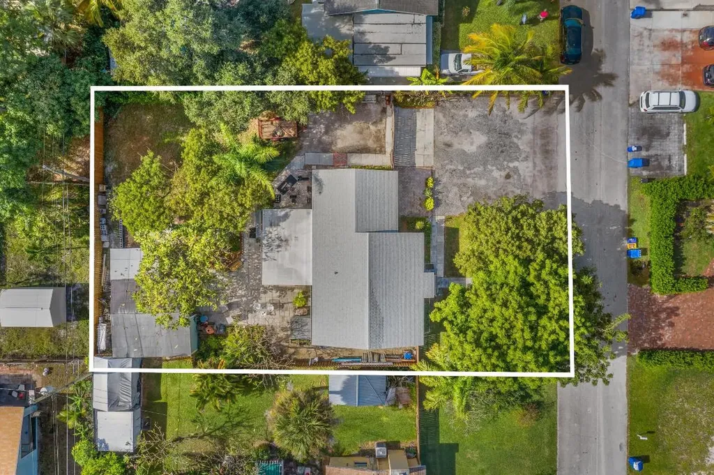506 Minnesota Street Lantana FL 33462