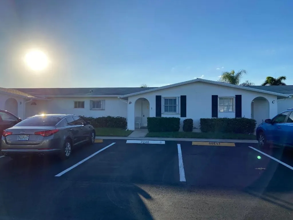 2940 Crosley Drive E West Palm Beach FL 33415