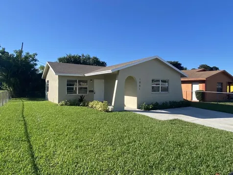 1001 W 7th Street Riviera Beach FL 33404