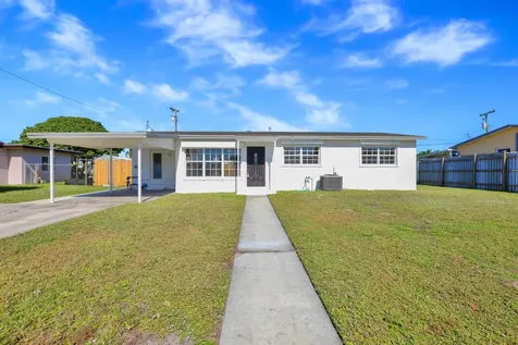 120 Riley Avenue Palm Springs FL 33461