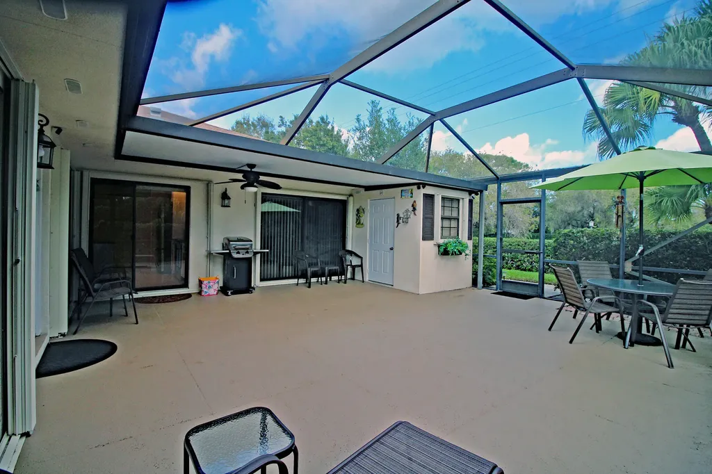 6203 SE Monticello Terrace Hobe Sound FL 33455