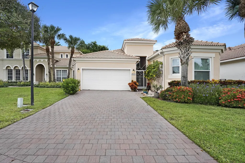 5557 Via De La Plata Circle Delray Beach FL 33484