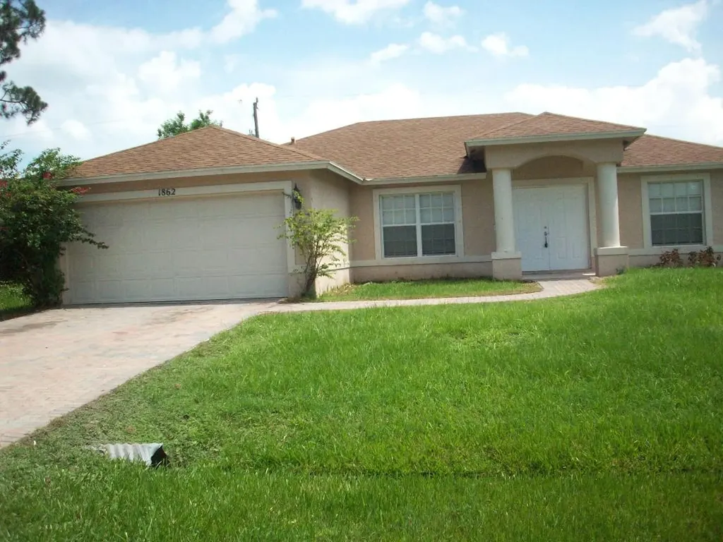 1862 SW Grant Avenue Port St Lucie FL 34953