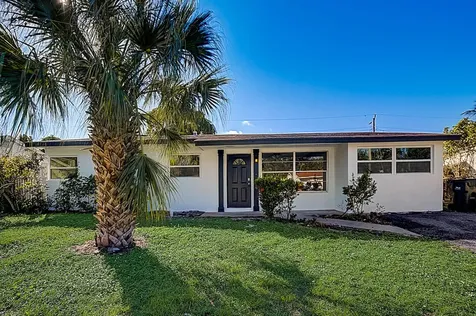 2120 SW 12th Court Delray Beach FL 33445