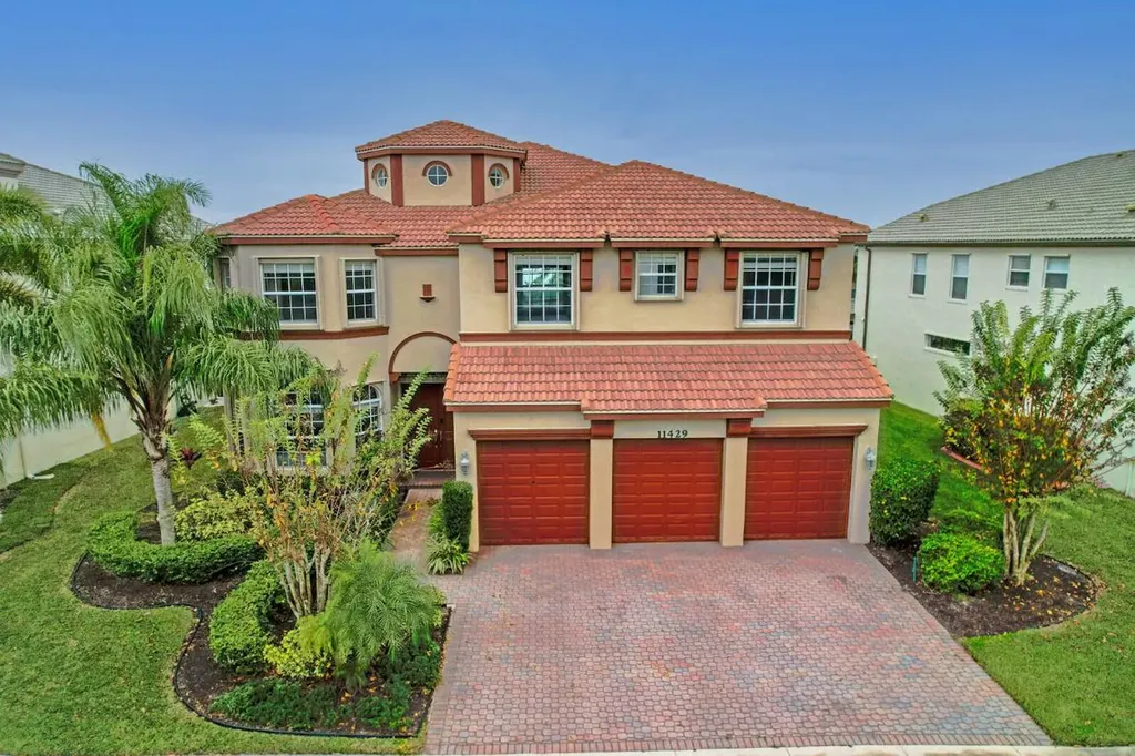 11429 SW Hillcrest Circle Port St Lucie FL 34987