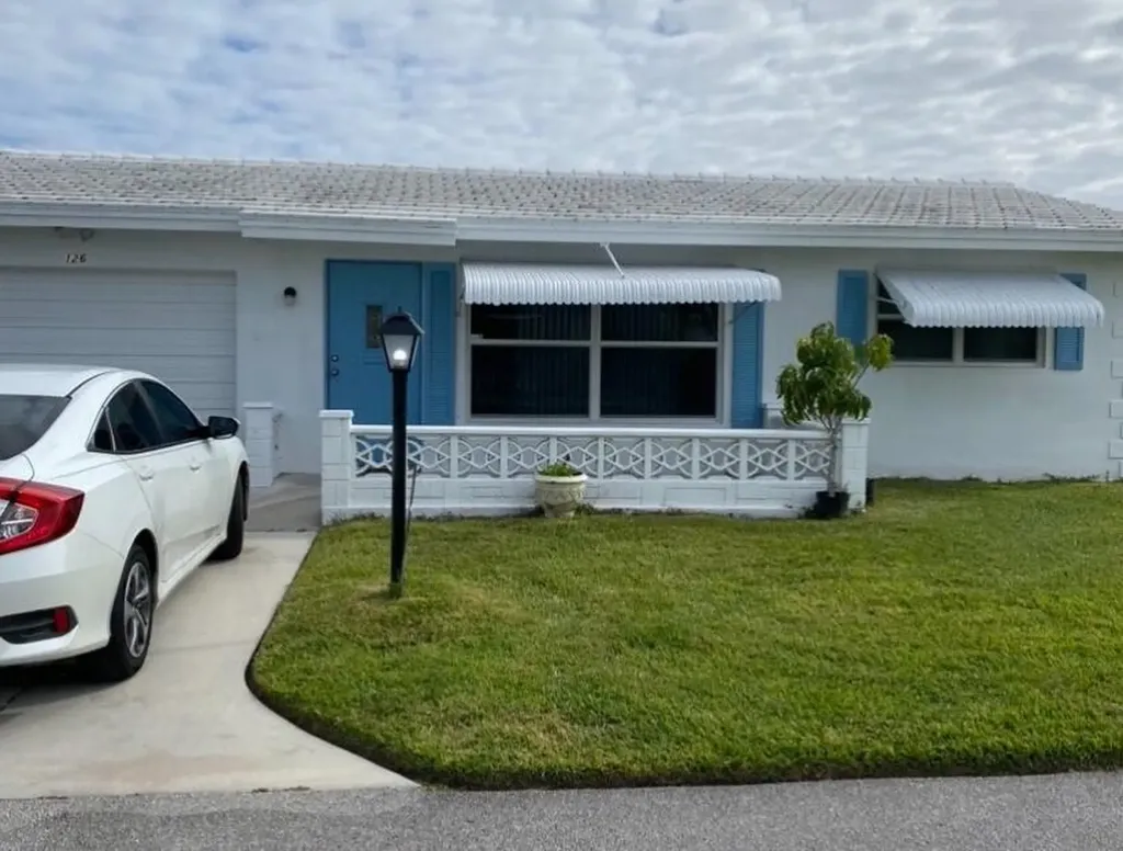 126 NW 14th Street Boynton Beach FL 33426