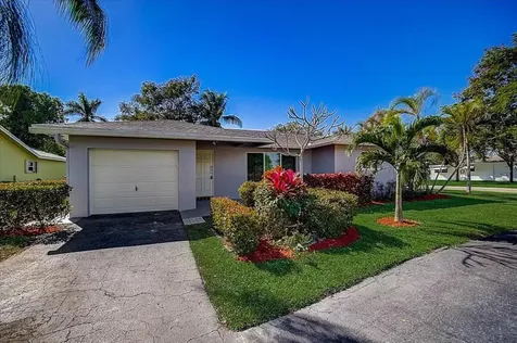 10506 NW 80th Court Tamarac FL 33321