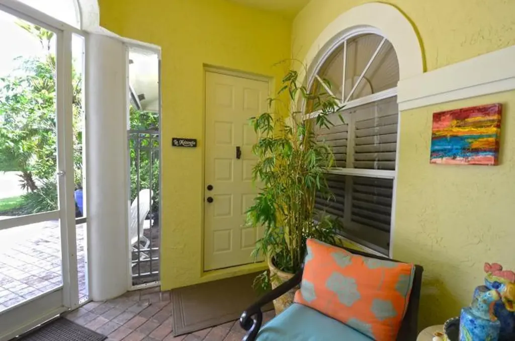2741 Twin Oaks Way Wellington FL 33414