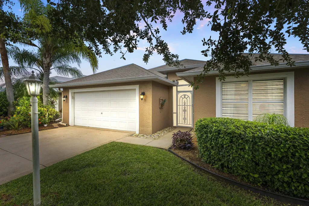 533 SW Sundance Trail Port St Lucie FL 34953