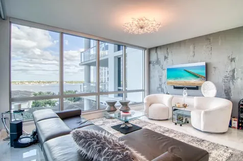 1 Water Club Way North Palm Beach FL 33408