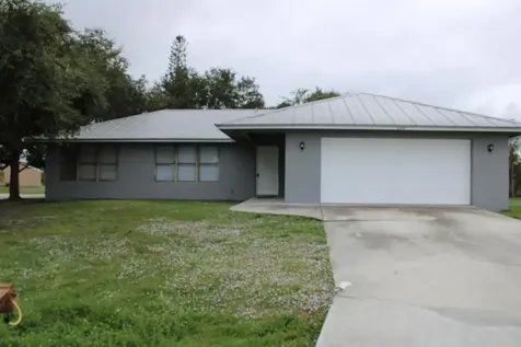 2196 SE Sunflower Street Port St Lucie FL 34952