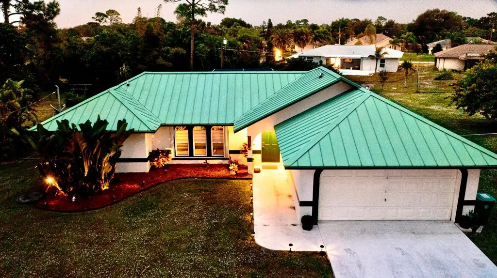 631 SE Degan Drive Port St Lucie FL 34983
