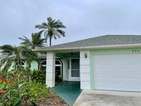 3208 SE West Snow Road Port St Lucie FL 34984