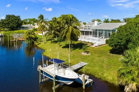732 SW Falcon Street Palm City FL 34990
