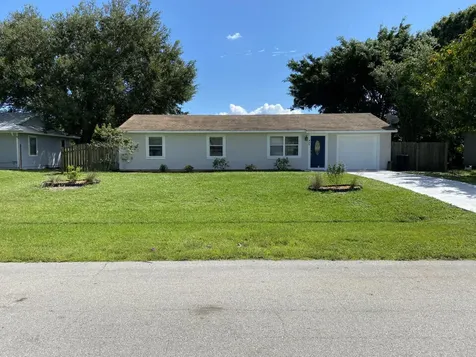 868 SW Amethist Terrace Port St Lucie FL 34953