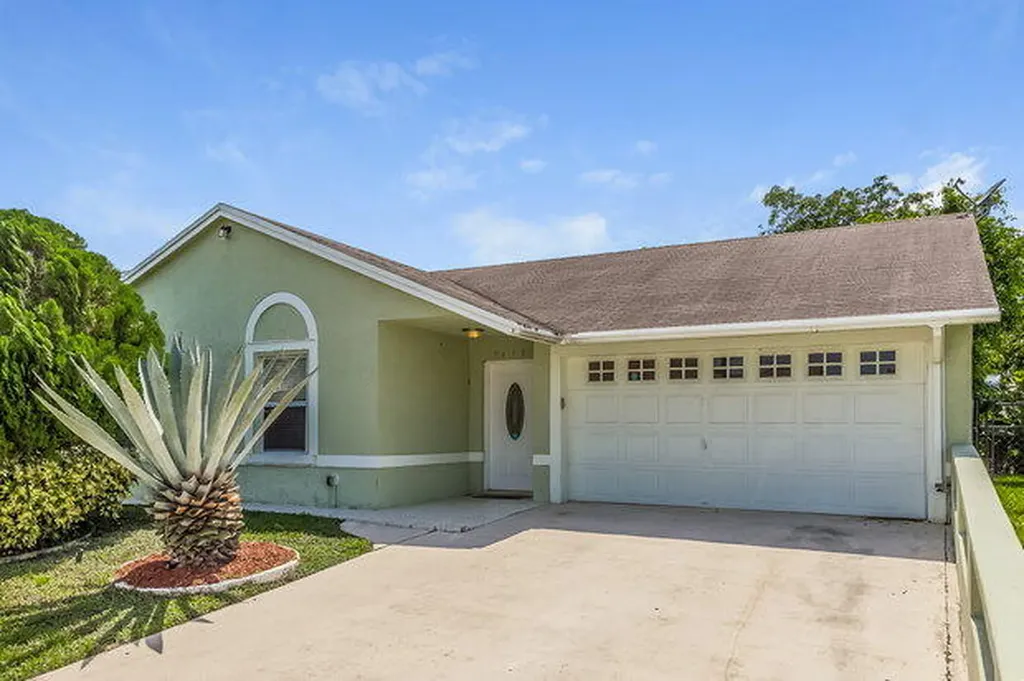 5613 Priscilla Lane Lake Worth FL 33463