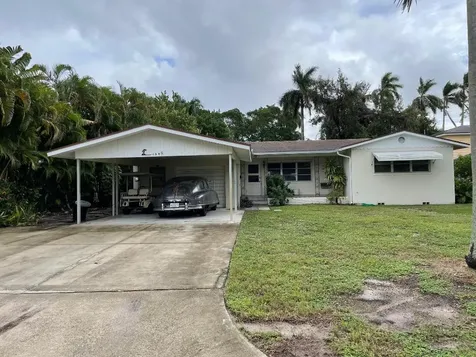 624 S Palmway Lake Worth Beach FL 33460