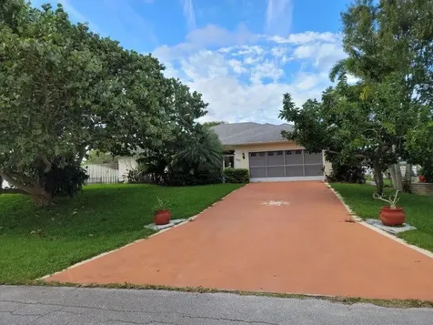 685 SW Sail Terrace Port St Lucie FL 34953