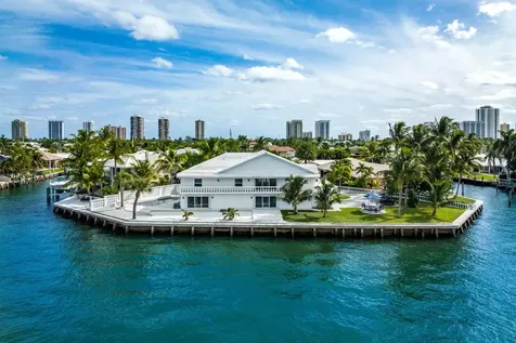 1020 Grand Bahama Lane Riviera Beach FL 33404