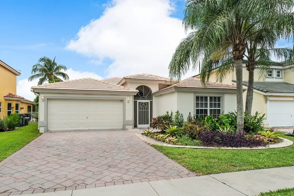 2453 Country Golf Drive Wellington FL 33414
