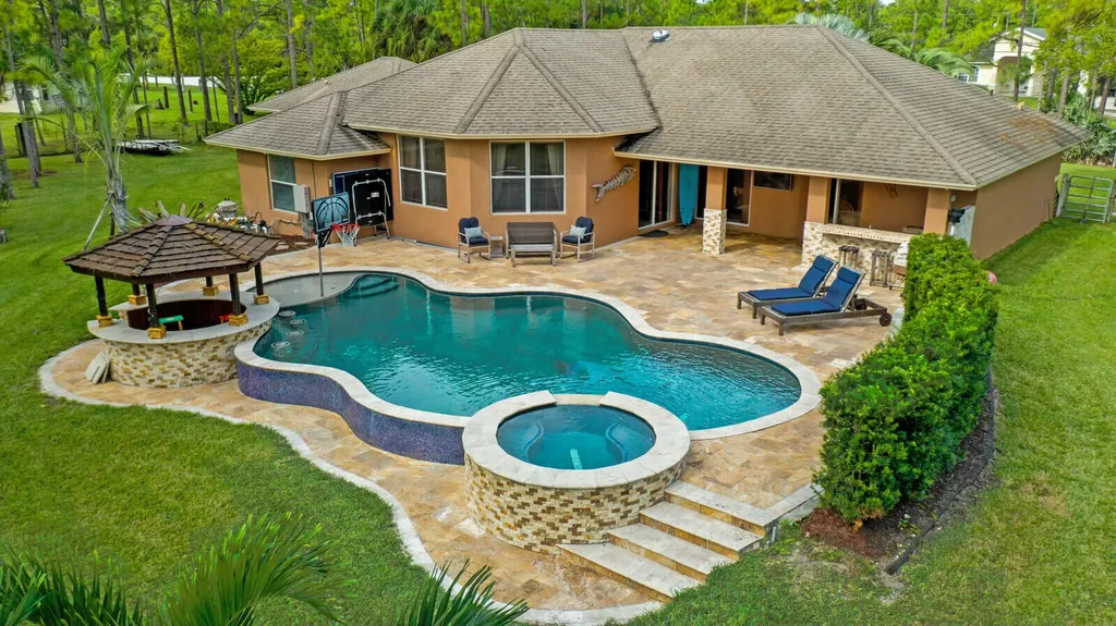 15424 82nd Street N Loxahatchee FL 33470