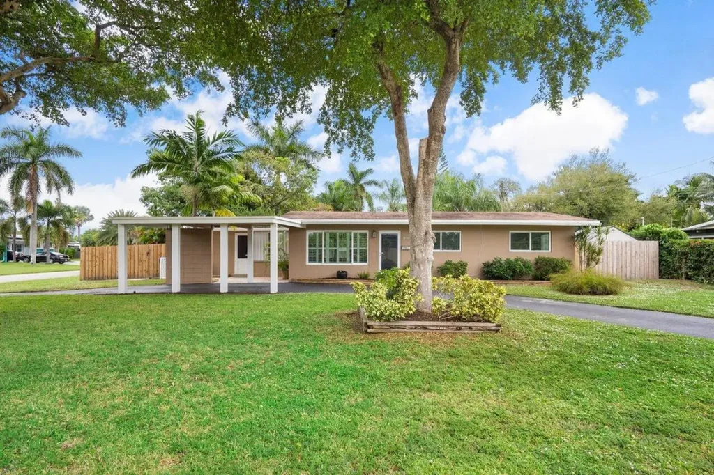 2742 NE 1st Terrace Wilton Manors FL 33334