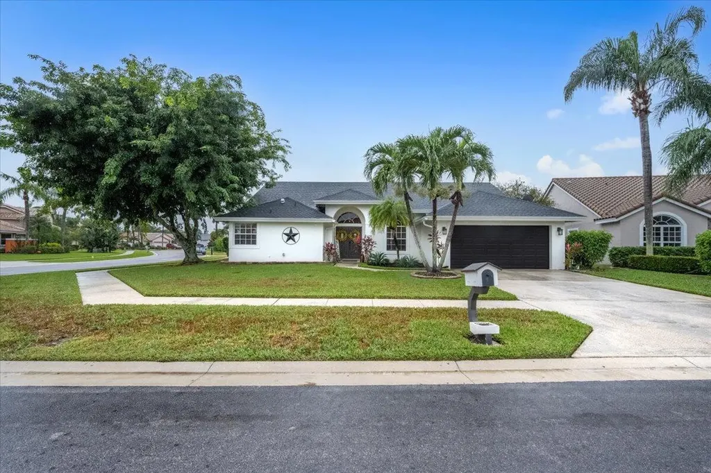 1235 Columbine Place Wellington FL 33414