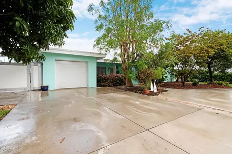 2651 NE 3rd Street Pompano Beach FL 33062
