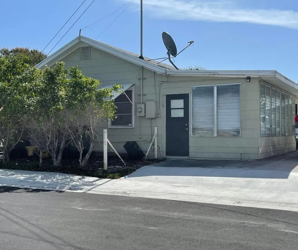 331 N H Street Lake Worth Beach FL 33460