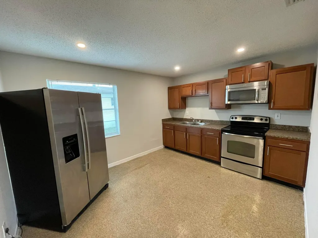 3469 Hi Street Lake Worth FL 33461