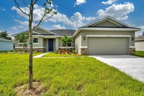 327 SW Lama Avenue Port St Lucie FL 34953