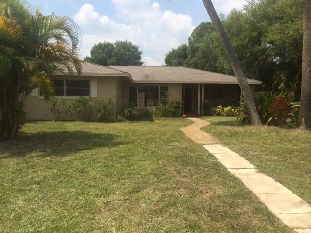3201 Live Oak Lane Fort Pierce FL 34981