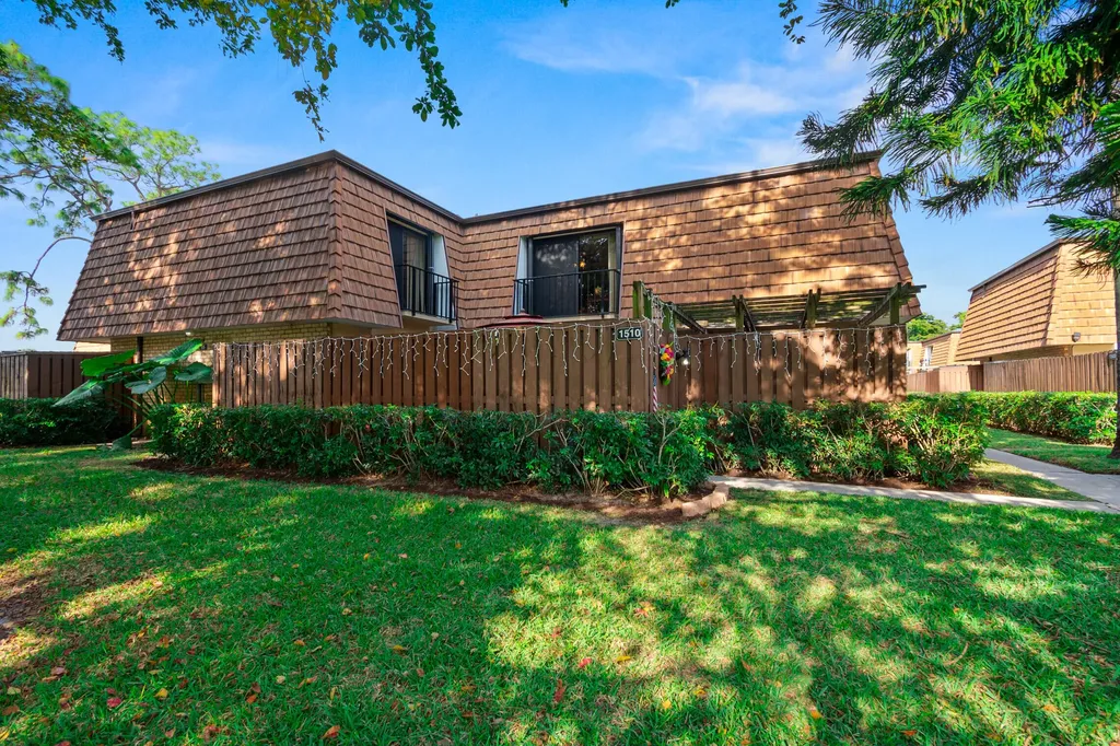 1510 15th Lane Greenacres FL 33463