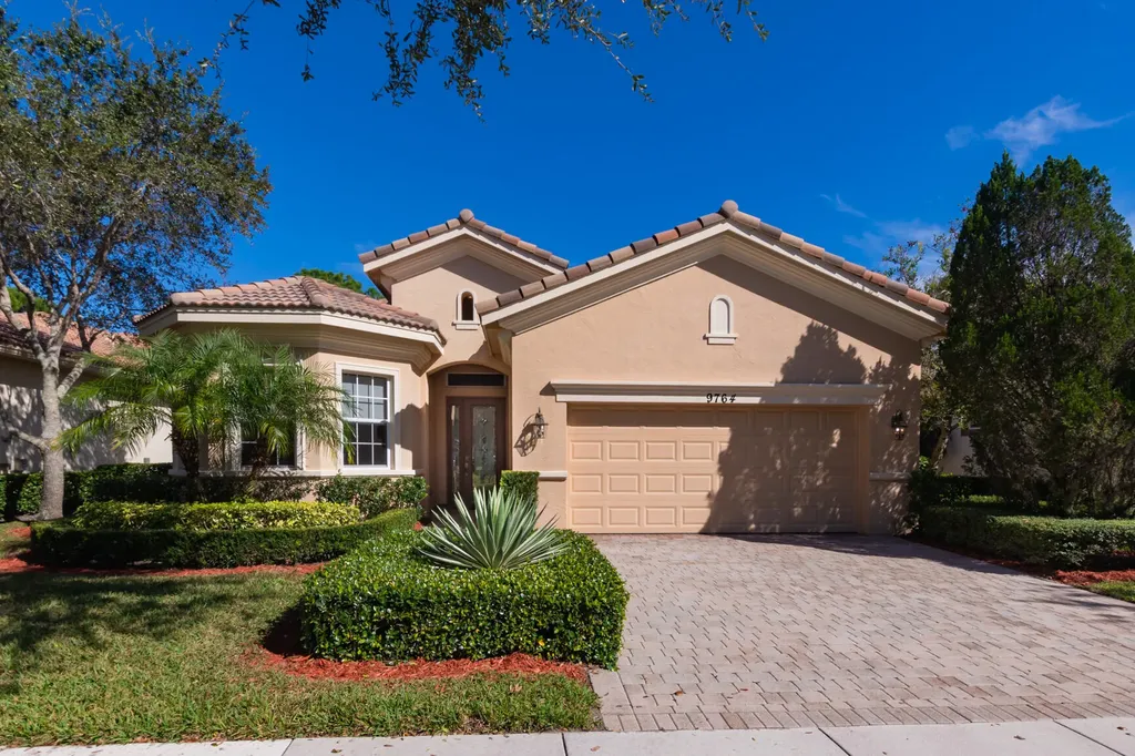 9764 SW Nuova Way Port St Lucie FL 34986