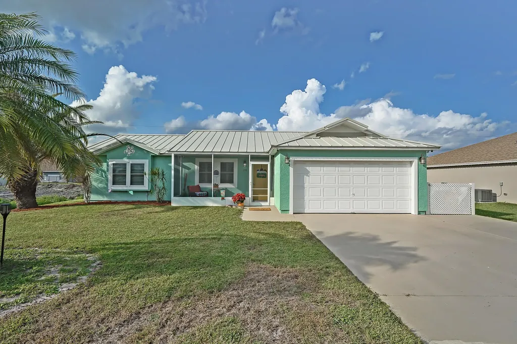 191 SW Starfish Avenue Port St Lucie FL 34984